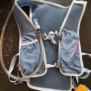 NWT Nathan QuickStart 4L Hydration Vest